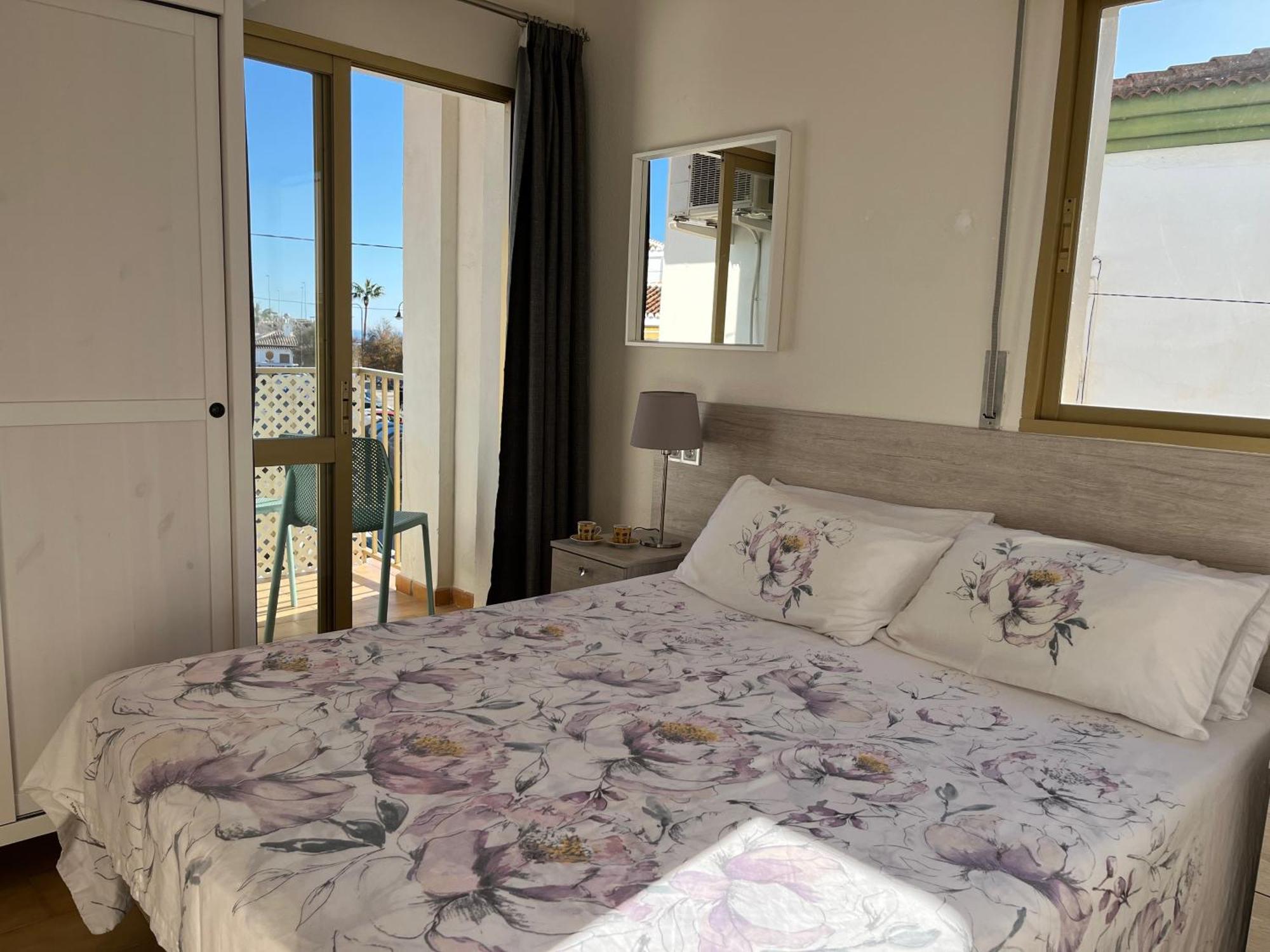 Calabella 1 Pirate View, Frontline Beach La Cala De Mijas, Wi-Fi מראה חיצוני תמונה